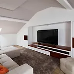 Villa Vila Faia's Place *